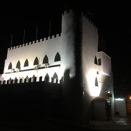 Hostal El Castillo Alcala De Guadaira Exterior photo